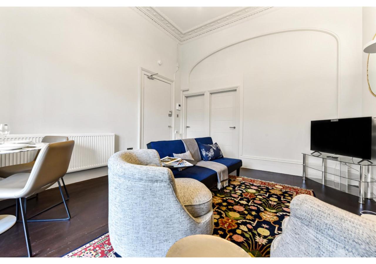Upscale Urban Haven: Luxury Flat Appartement *